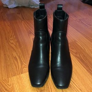 Black Block Heeled Boots Forever 21